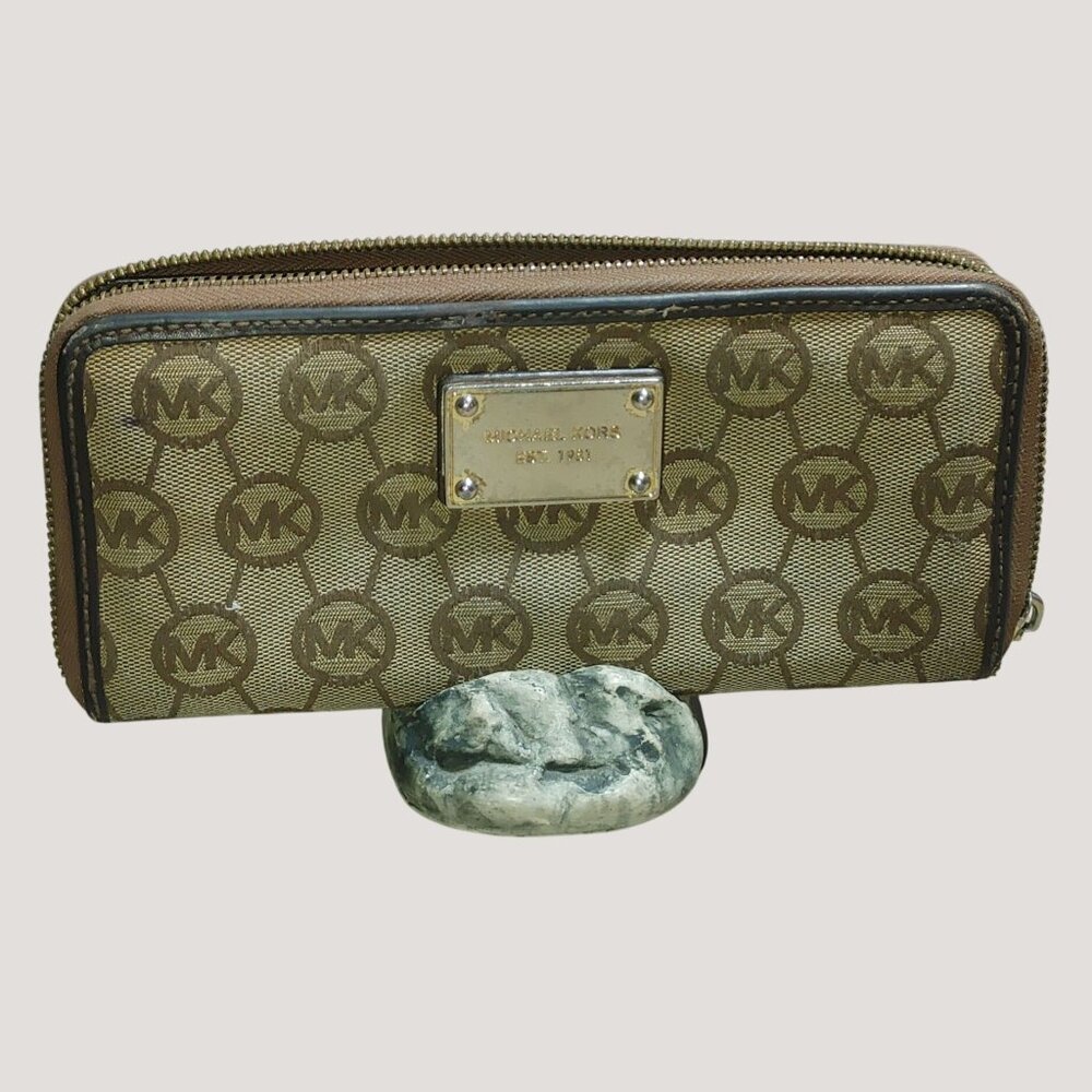 Michael Kors Jet Set Large Zip-Around Wallet Monogram Brown & Tan Canvas Leather